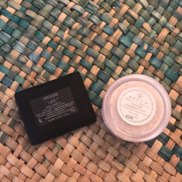 NARS • Orgasm blush • Becca Hydra-mist powder - Picture 3 of 3